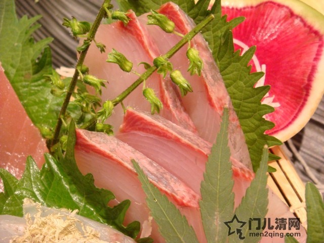 日本美食-料理菜单：红鰤刺身-間八（カンパチ）