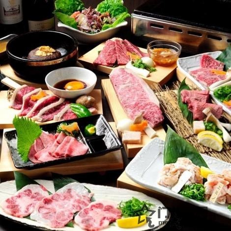 门儿清网：日本购物美食攻略。熟成黑毛和牛，神户牛烤肉餐厅　听(Pound) 京都车站前店。黑毛和牛多种部位拼盘。进公众号【门儿清东瀛控】获取更多信息，还有日本优惠打折券