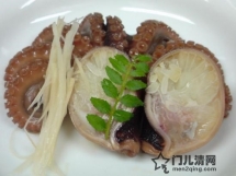美食攻略：日本特色海鲜料理 - 米章鱼的煮付料理