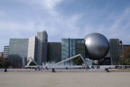 门儿清网：日本购物美食攻略。名古屋科学馆。进公众号【门儿清东瀛控】获取更多信息，还有日本优惠打折券