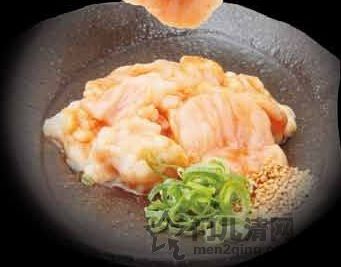门儿清网：日本购物美食攻略。名古屋·荣地区SUNSHINE SAKAE（阳光盛荣商厦）6层炭火烤肉TAMURA（たむら）荣别邸,黑毛和牛，雪花霜降和牛烤肉。烧烤牛肥肠。店内领取摩天轮免费门票代金券。进公众号【门儿清东瀛控】获取更多信息，还有日本优惠打折券