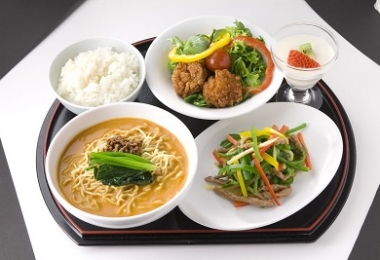 中华料理 海上楼 - 机场顶层蓝天城