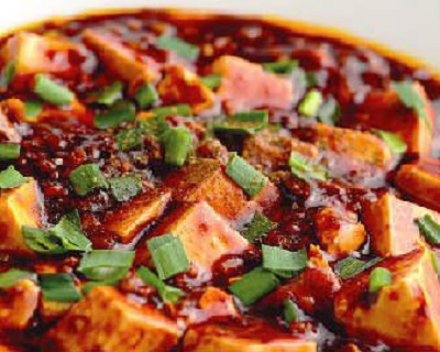 门儿清网：日本购物美食攻略。东京-千叶-成田 中餐厅-红虎饺子房 成田永旺购物中心店（AEON夢樂城成田）。招牌菜-麻辣麻婆豆腐。进公众号【门儿清东瀛控】获取更多信息，还有日本优惠打折券