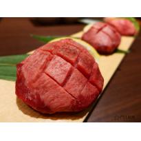 熟成黑毛和牛，神户牛烤肉餐厅　听(Pound) 京都车站前店，中文菜单。精品推荐 特选牛舌。进公众号【门儿清东瀛控】获取更多信息，还有日本优惠打折券