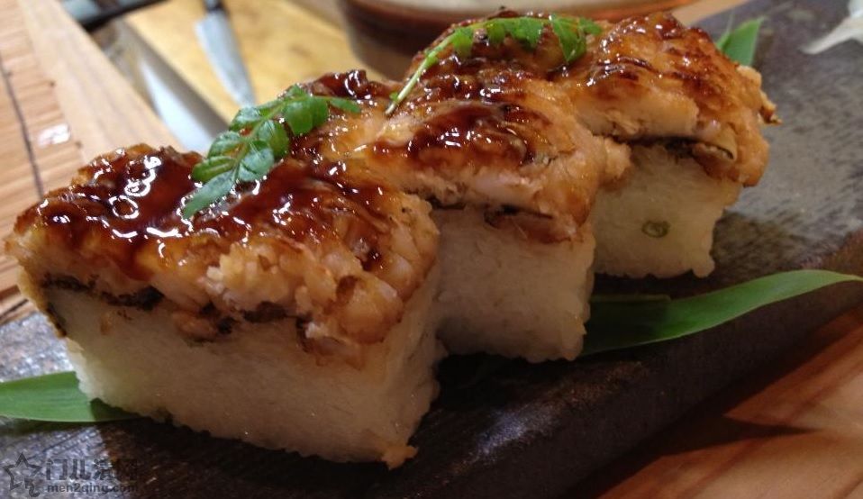 菜单：蒲烧海鳗寿司 - 鱧鱼（はも）