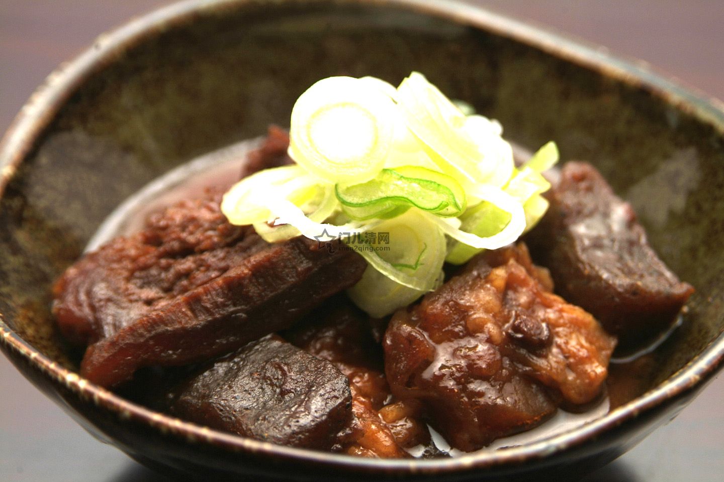 菜单：土手味噌煮（どて煮）