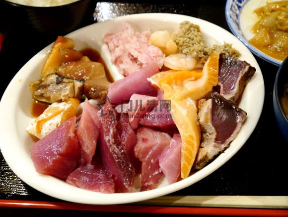 日本餐厅/居酒屋地图@美食攻略 - 東京都中央区日本橋馬喰町日本料理海鲜刺身生鱼片餐厅,超值畅食放题刺身生鱼片自助午餐 たいこ茶屋 海鲜盖浇饭 图