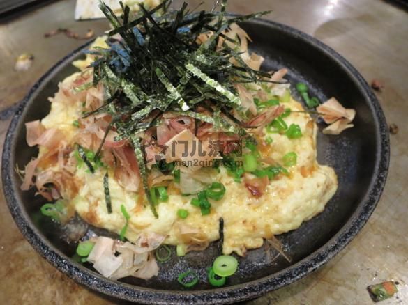 日本美食 日本料理菜单介绍:山药饼铁板烧(とろろ焼)既营养又好吃的铁板烧料理 图