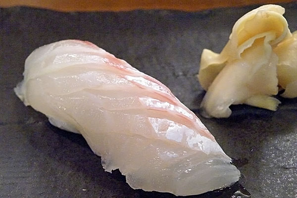菜单：寿司-鲷鱼（真鯛）