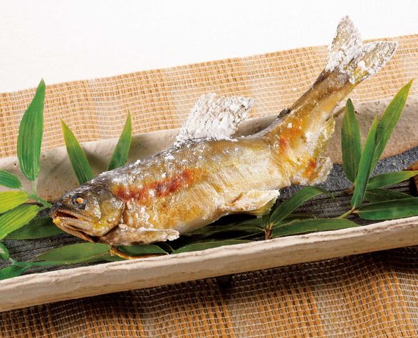 菜单：盐烤香鱼（鮎の塩焼き）